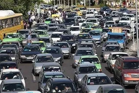ترافیک در آزادراههای منتهی به تهران ترافیک در آزادراههای منتهی به تهران