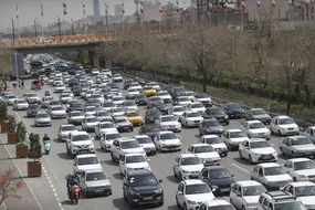 ترافیک نیمهسنگین در برخی آزادراههای تهران ترافیک نیمهسنگین در برخی آزادراههای تهران